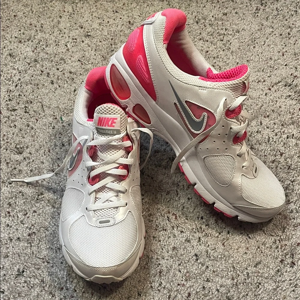 Nike Turbulence 16 Max Air Track Star Pink White Running Shoes Size‎ 10